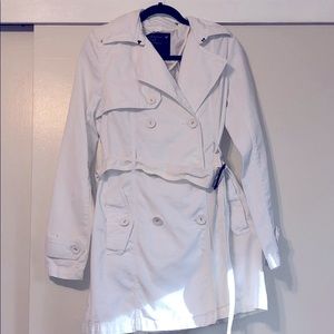 American Eagle Trench Coat. Size M.